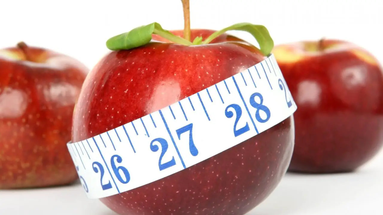 measuring a red apple lose weight