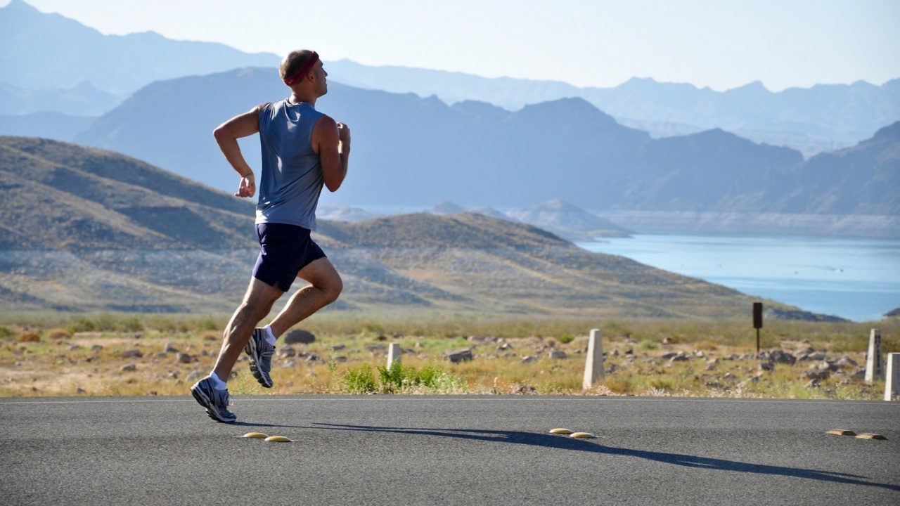 man running on road lose weight