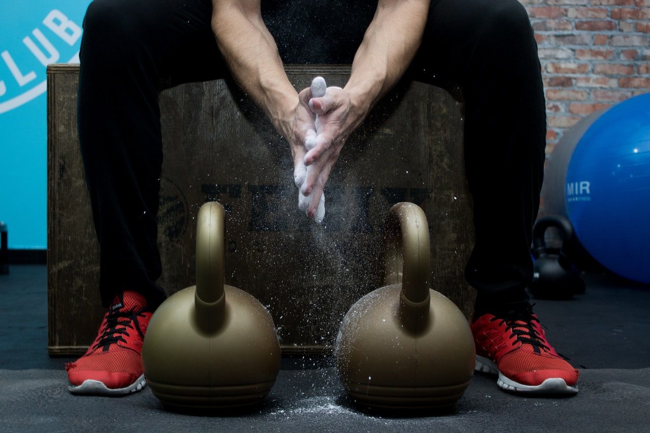 kettlebell losing weight in the gym